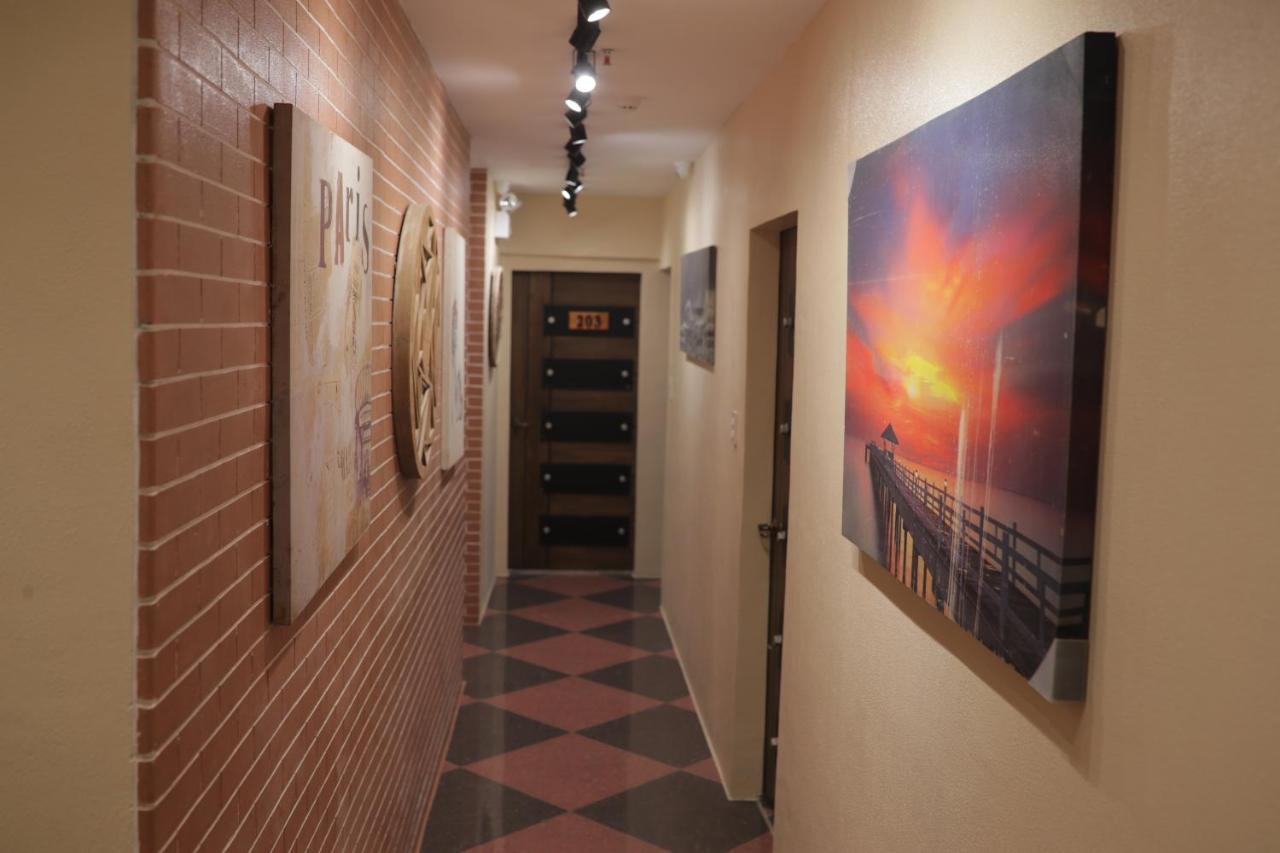 Cerca Hotel Balabag  ภายนอก รูปภาพ