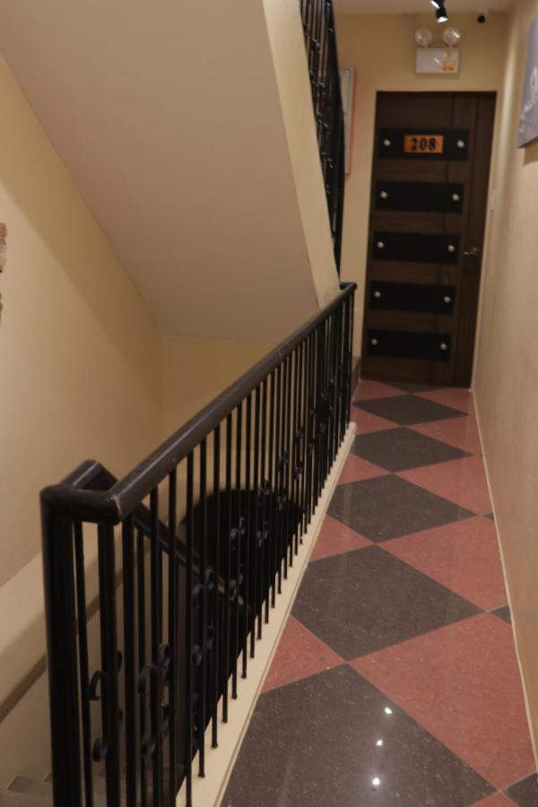 Cerca Hotel Balabag  ภายนอก รูปภาพ