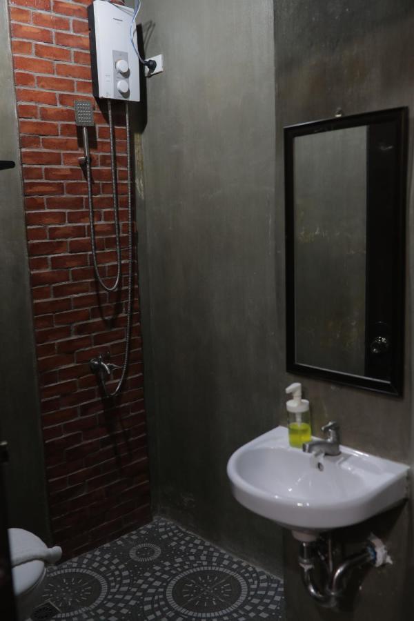 Cerca Hotel Balabag  ภายนอก รูปภาพ
