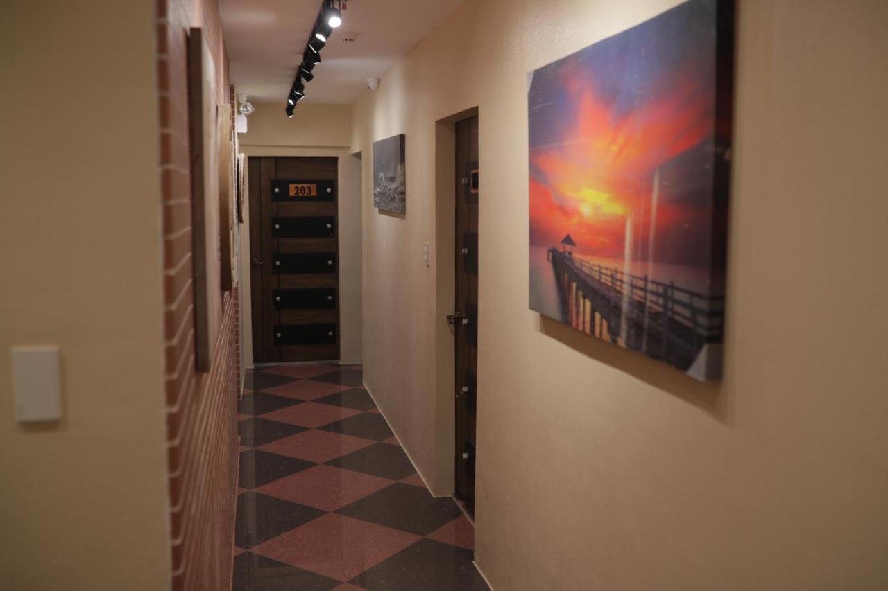Cerca Hotel Balabag  ภายนอก รูปภาพ