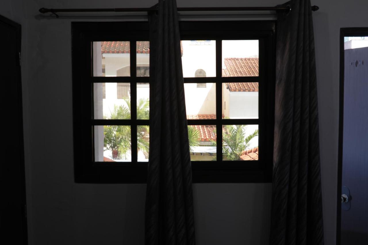 Cerca Hotel Balabag  ภายนอก รูปภาพ